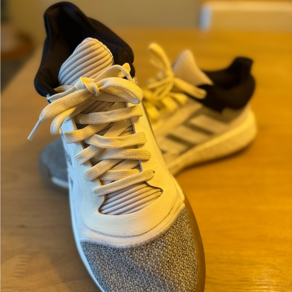 Adidas Stylish White and Gray Sneakers